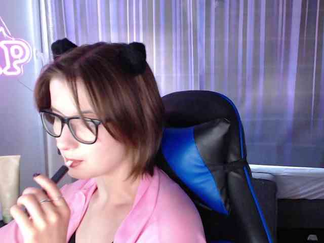 Cherry-Luna webcam