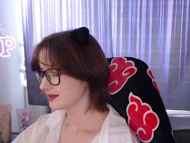 Cherry-Luna webcam