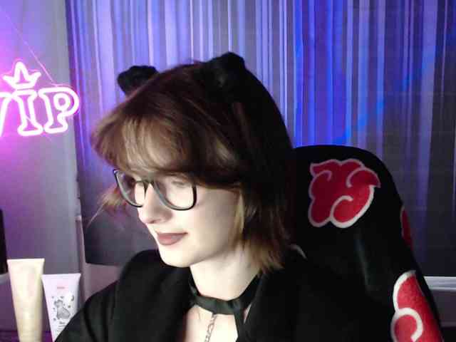 Cherry-Luna webcam