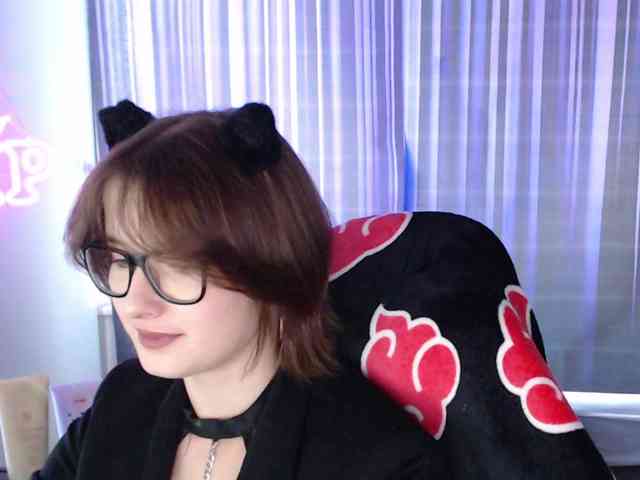 Cherry-Luna webcam