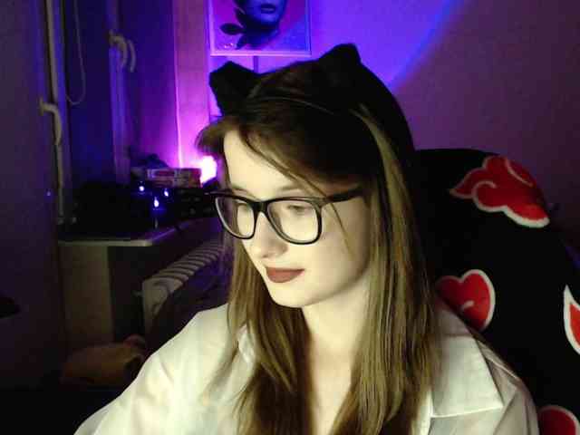 Cherry-Luna webcam