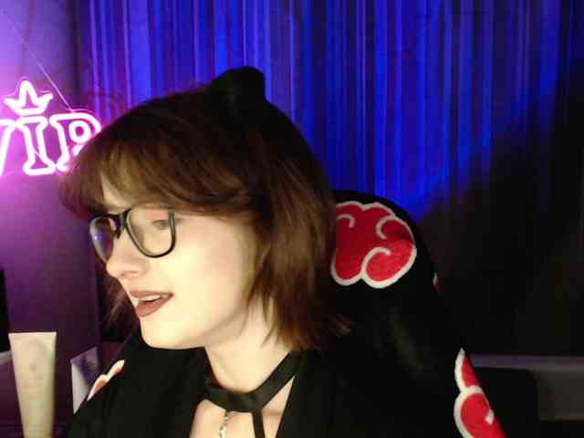 Cherry-Luna webcam