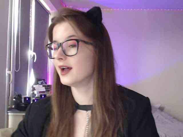 Cherry-Luna webcam