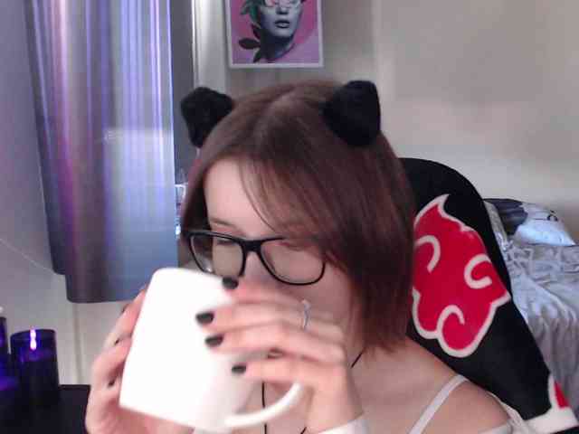 Cherry-Luna webcam