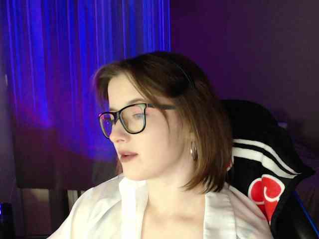 Cherry-Luna webcam