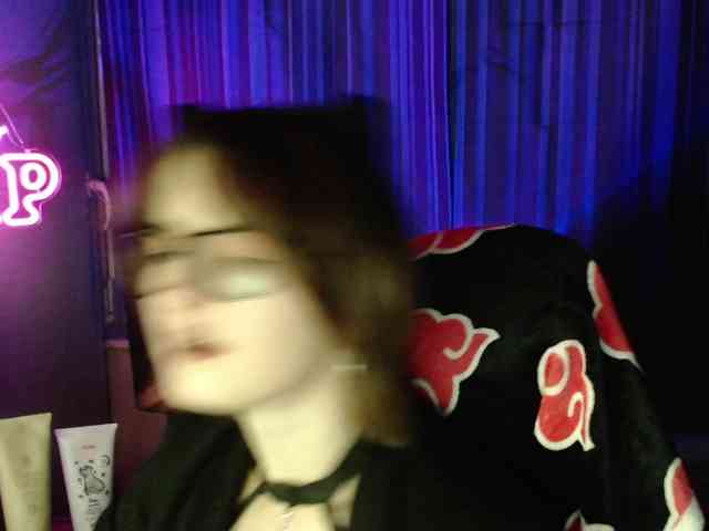 Cherry-Luna webcam