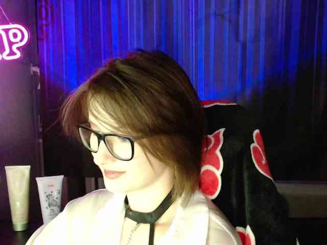 Cherry-Luna webcam
