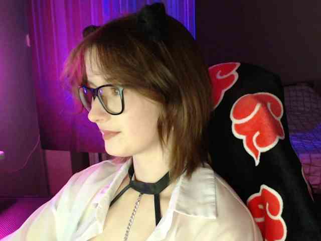 Cherry-Luna webcam