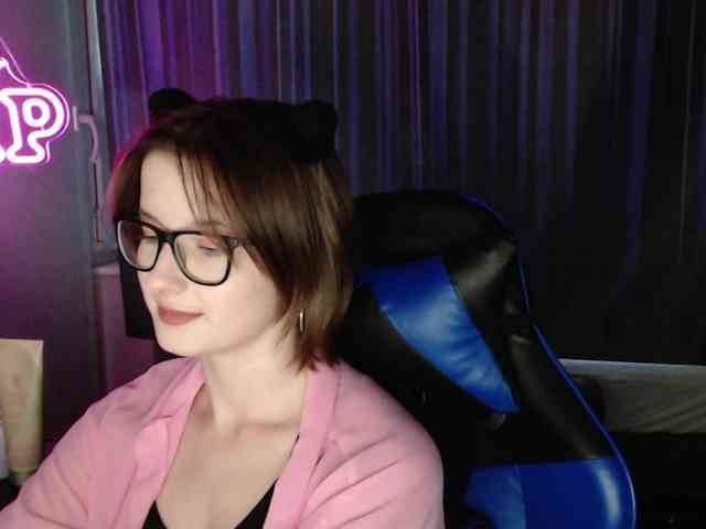 Cherry-Luna webcam