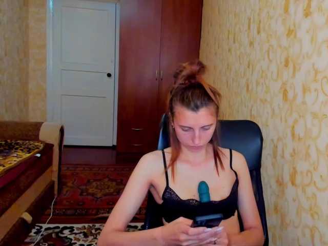 milabels live sex