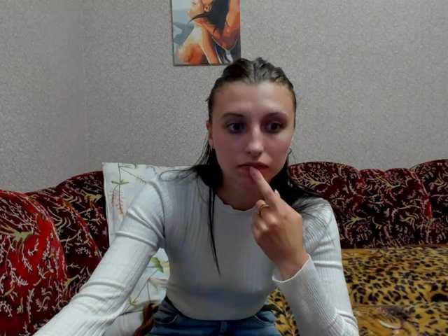 MilaBels live cam on BongaCams