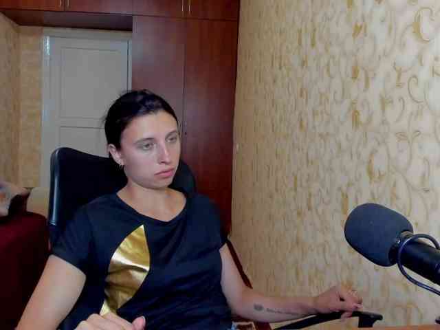 MilaBels webcam