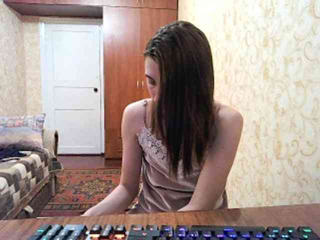MilaBels webcam