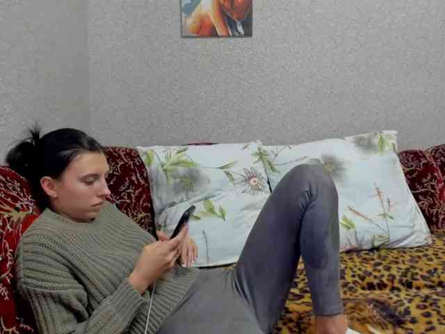 MilaBels webcam