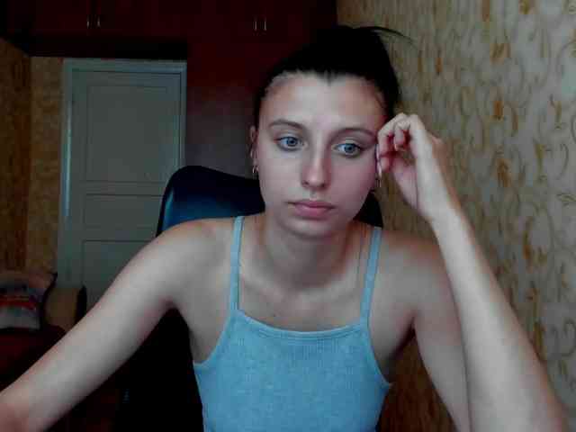 MilaBels webcam