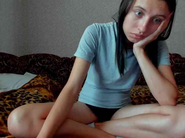 MilaBels webcam