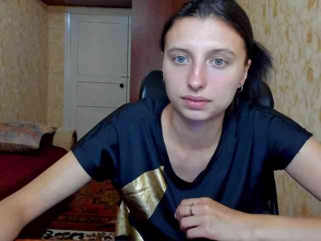 MilaBels webcam