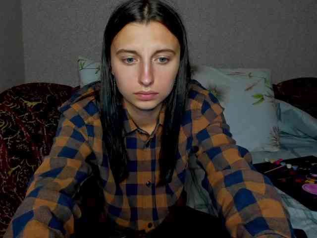 MilaBels webcam
