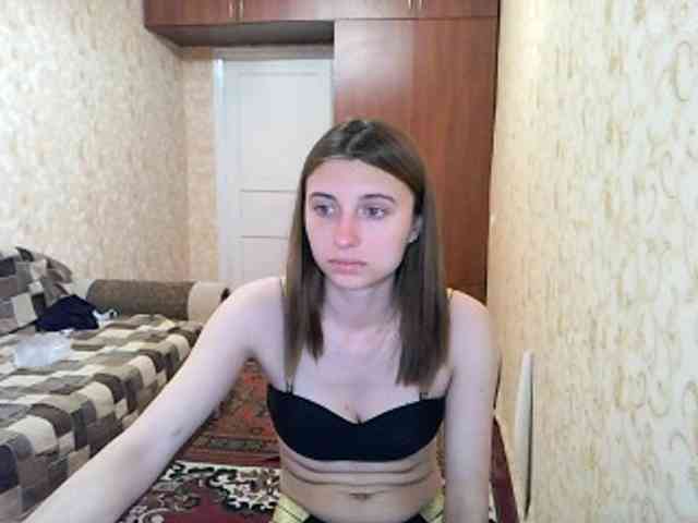 MilaBels webcam