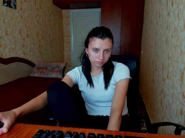 MilaBels webcam