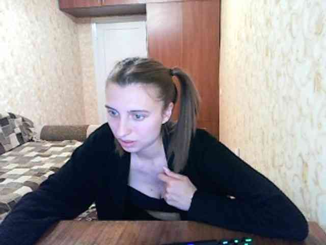MilaBels webcam