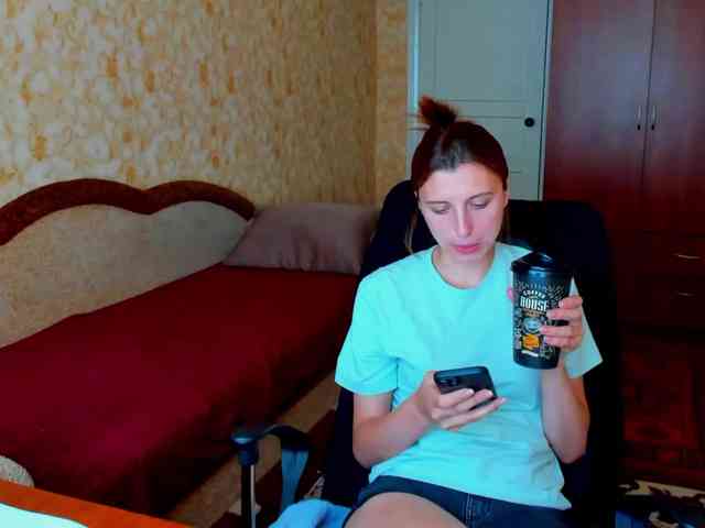 MilaBels webcam