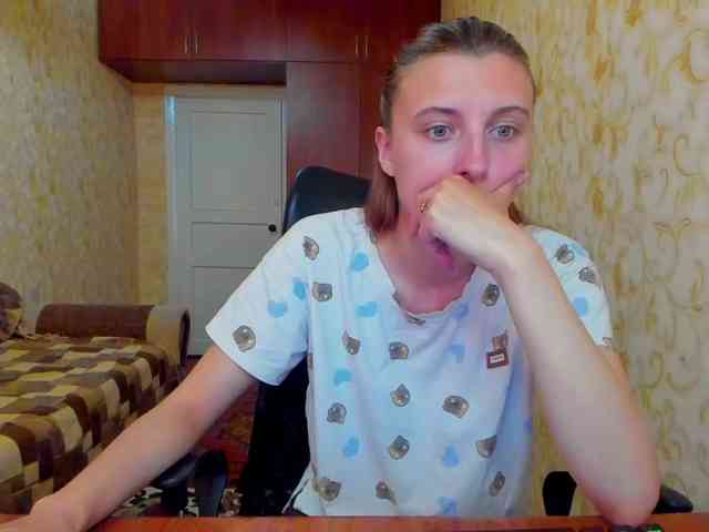 MilaBels webcam
