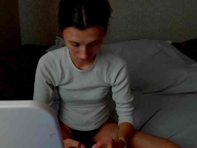 MilaBels webcam