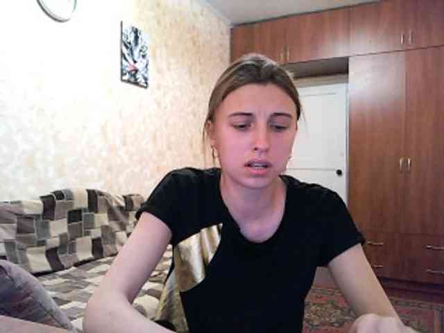 MilaBels webcam