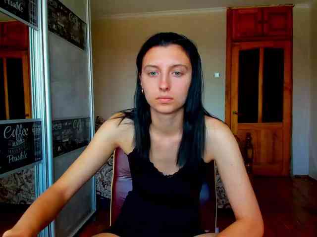 MilaBels webcam