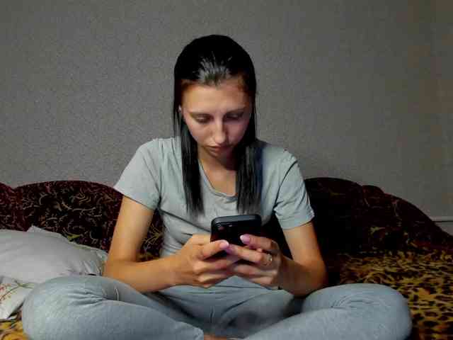 MilaBels webcam