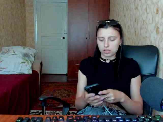 MilaBels webcam