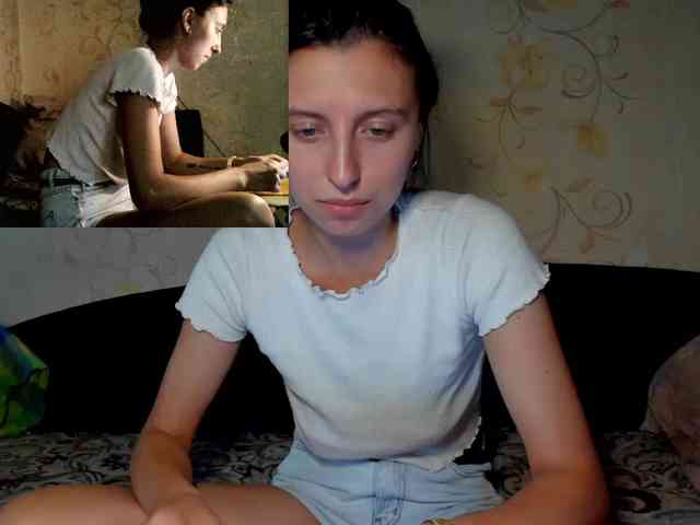 MilaBels webcam