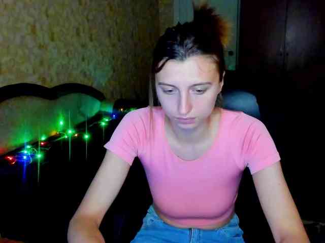 MilaBels webcam