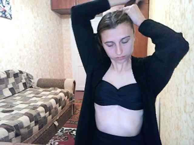 MilaBels webcam