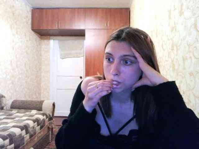 MilaBels webcam