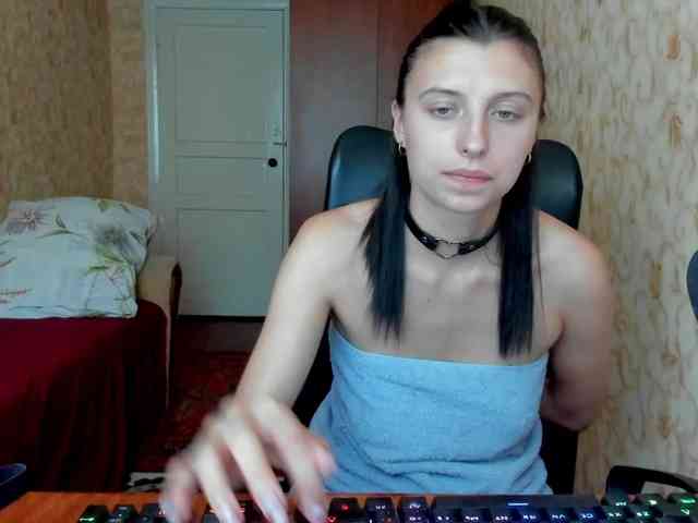 MilaBels webcam
