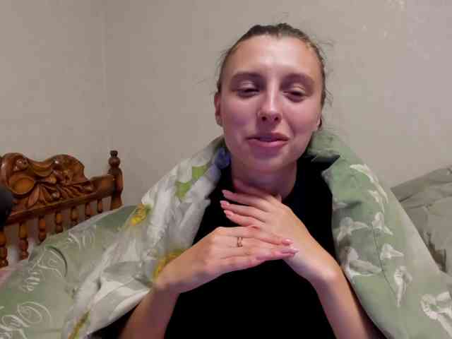 MilaBels webcam