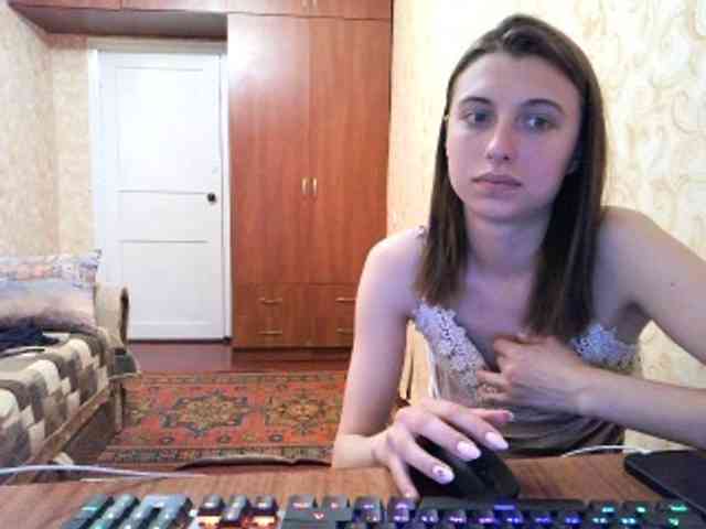 MilaBels webcam