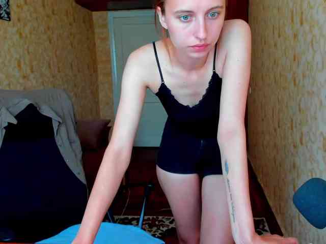 MilaBels webcam