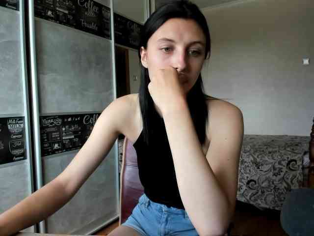 MilaBels webcam