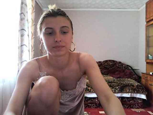 MilaBels webcam