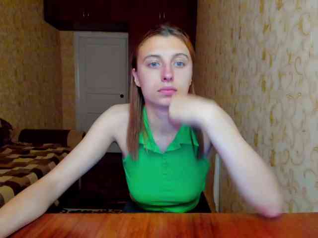 MilaBels webcam