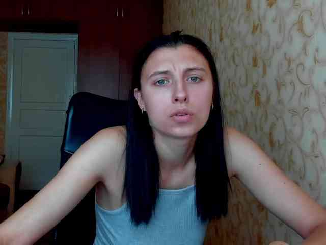 MilaBels webcam
