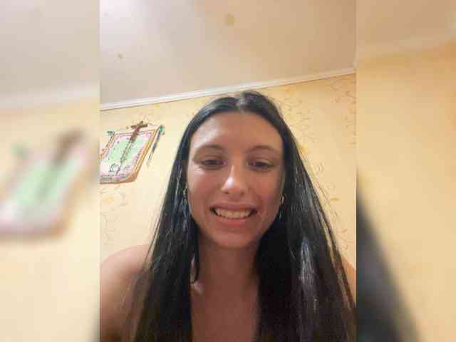 MilaBels webcam