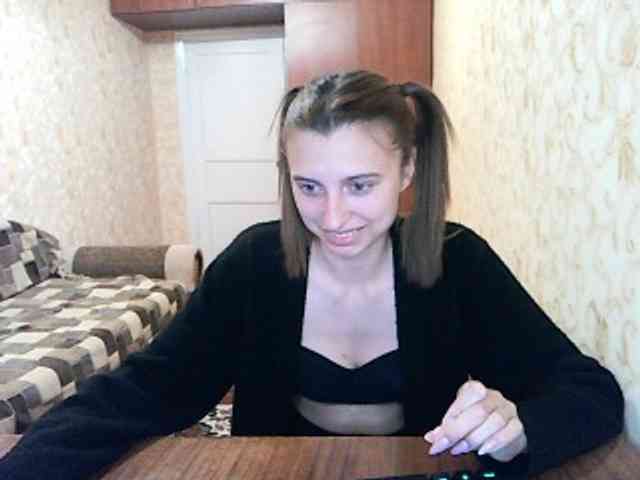 MilaBels webcam