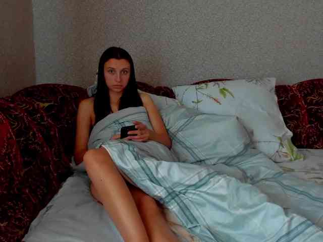 MilaBels webcam
