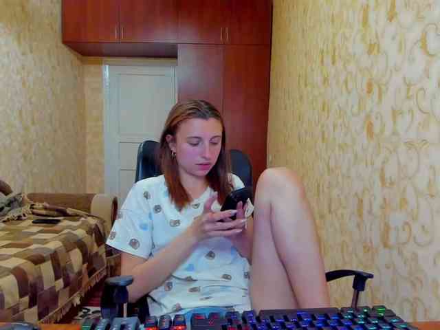 MilaBels webcam