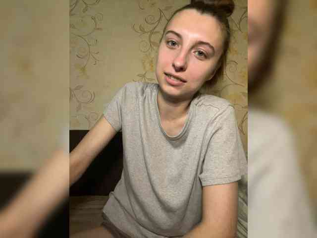 MilaBels webcam