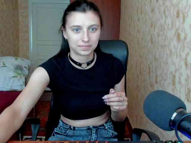 MilaBels webcam